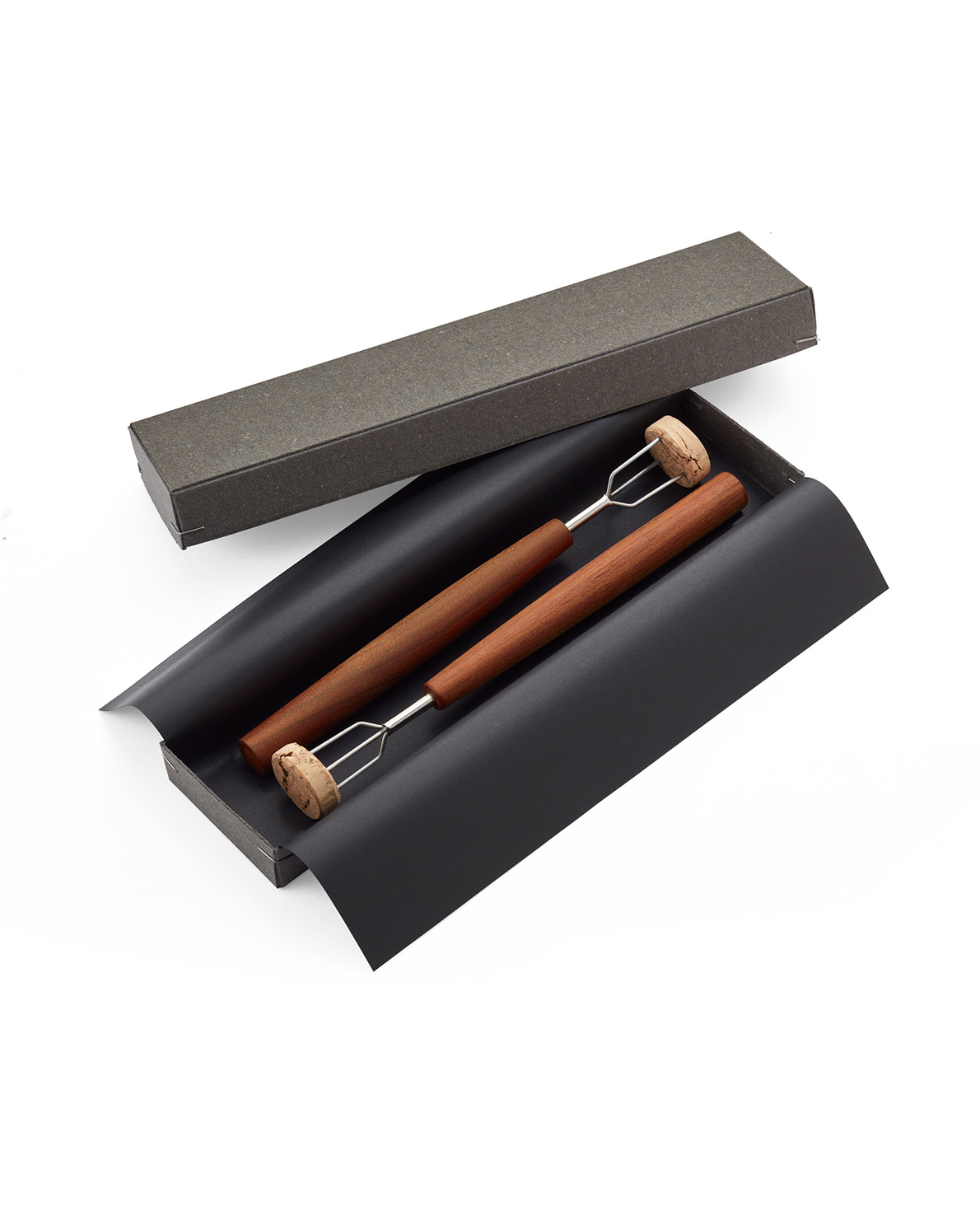 90 083 02 04_9008302-v01-web.jpg 9008302-v01-web