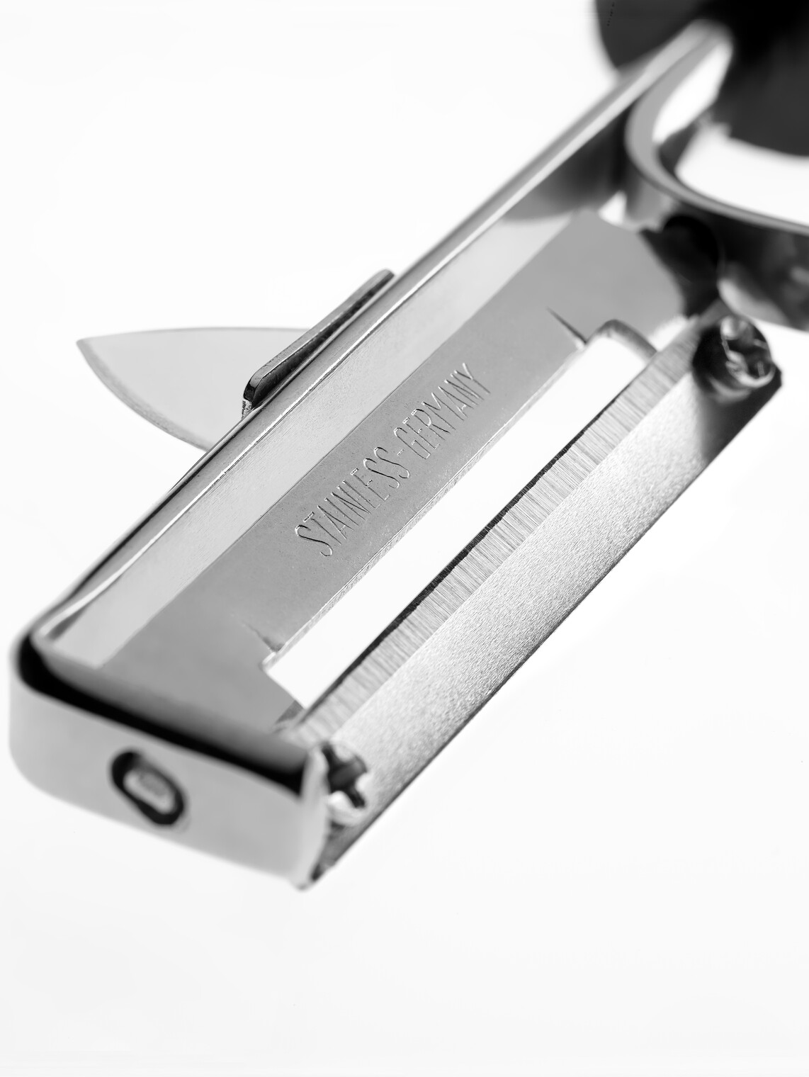 10 050 08 00_klinge-detail-pendelschaeler.jpg klinge-detail-pendelschaeler