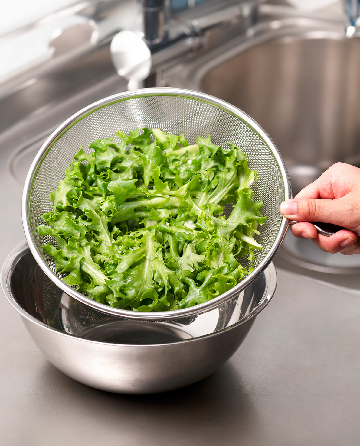 Sieb 22 cm mit verstärktem Boden + Haltegriff