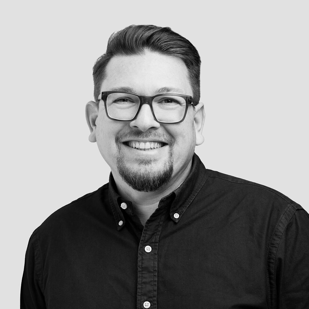 Stefan Mller Portrt B SW