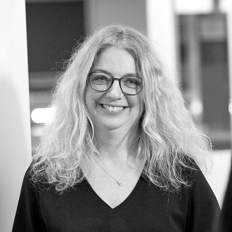 anja-valkieser_v01_kontakt