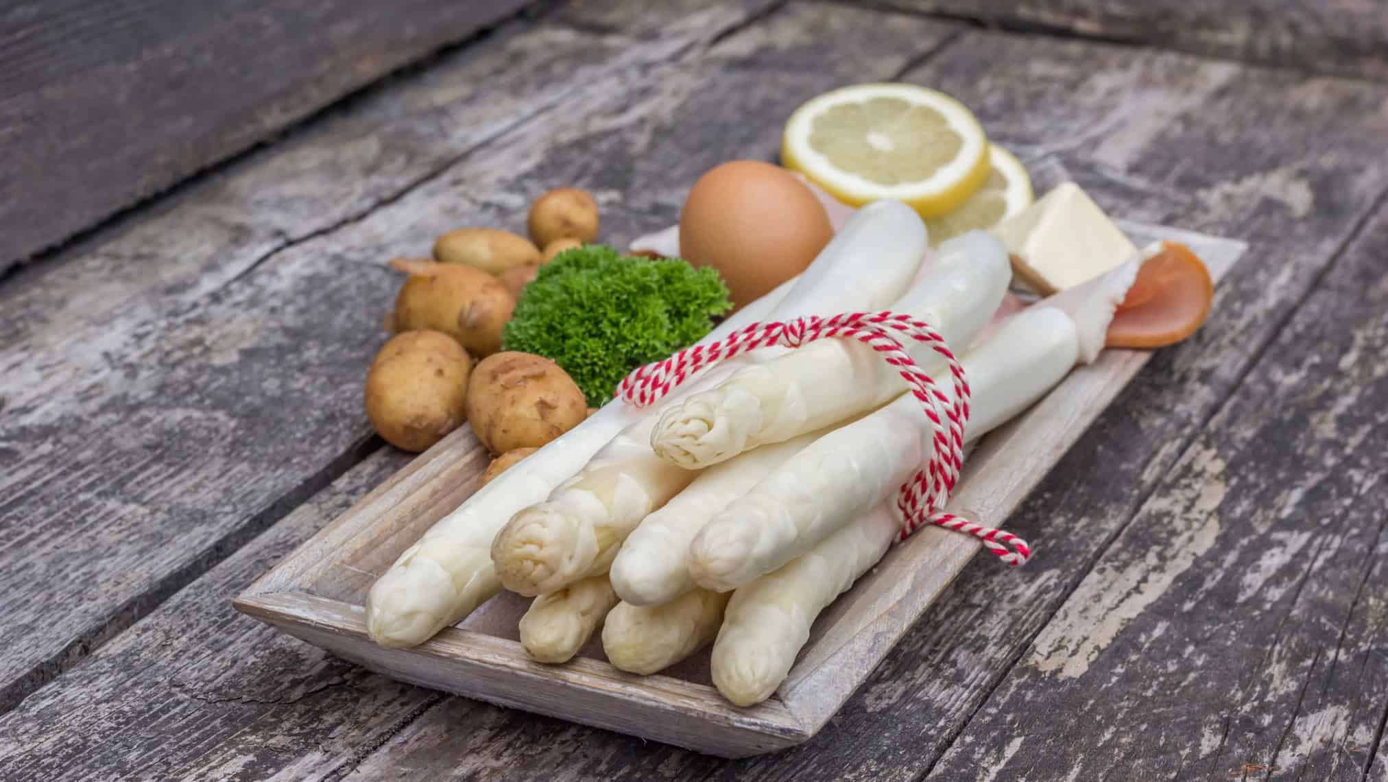 Tips & tricks for peeling asparagus