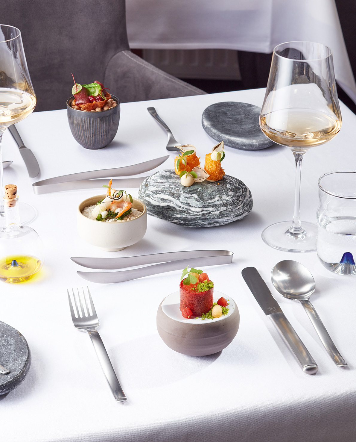 50 496 19 04_5049619-i01-web.jpg 5049619-i01-web