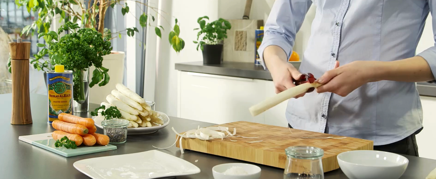 White Asparagus with Lemon Butter, Potatoes and Herb Breadcrumbs