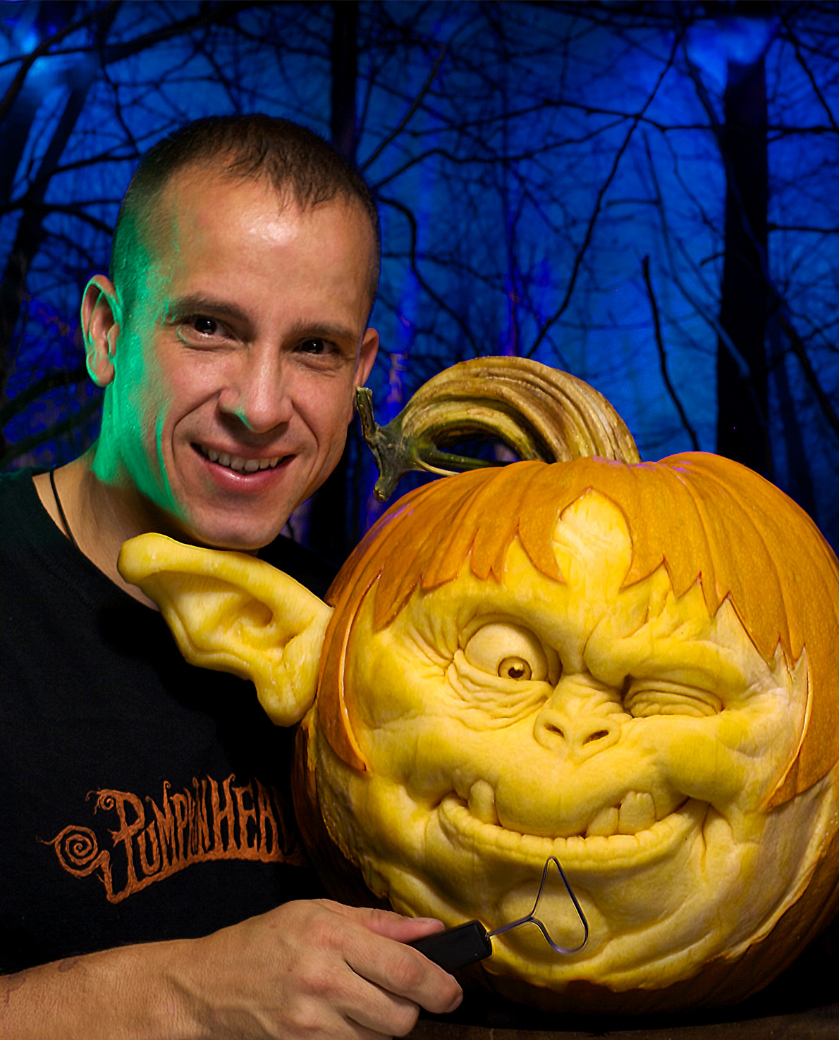 90 905 06 02_7290445r-Ray-web.jpg 7290445r-Ray-web